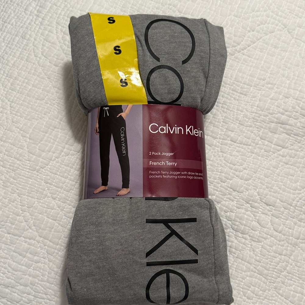 2 pack Calvin Klein womens French Terry jogger black and Gray Size S new